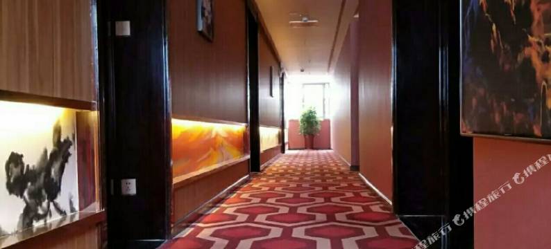 龙山大唐·晓航酒店图片