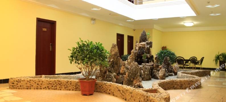 丘北锦荷商务酒店图片