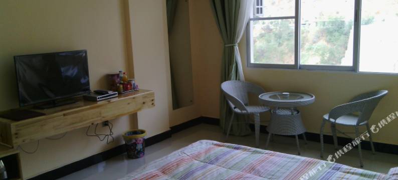 元阳懒虫快捷酒店图片