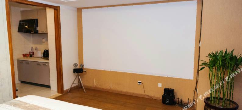 爱忆影视主题公寓(唐山万达广场店)图片