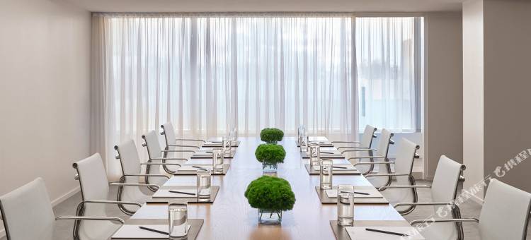 迈阿密海滩海滨艾迪逊酒店(The Miami Beach EDITION)图片