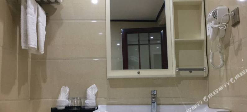 蓝湖驿站(八宿总店)图片