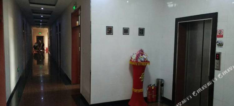 友谊美丽港湾时尚宾馆图片