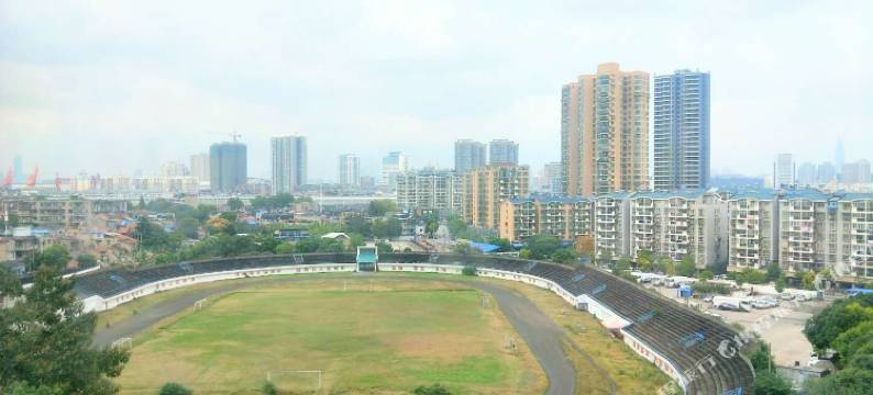 武汉九龙国际酒店(黄鹤楼武昌火车站店)图片