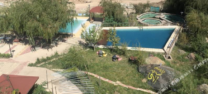 康飒酒店(芒康曲孜卡店)图片