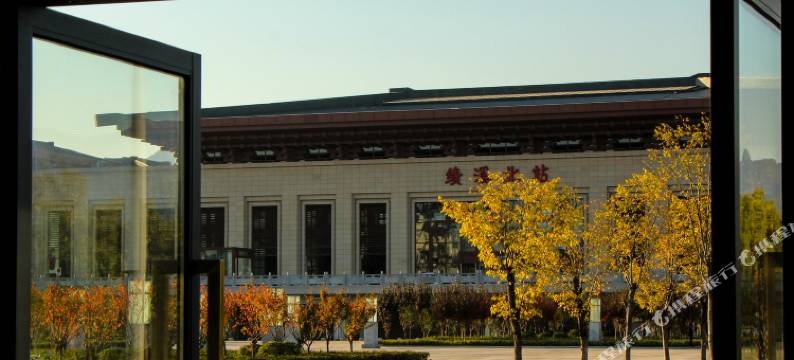 绩溪国际青年旅舍(绩溪高铁北站店)图片