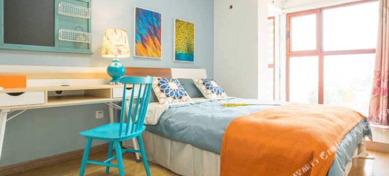 济南千佛山大明湖趵突泉泉城中心豪华四居室复式图片