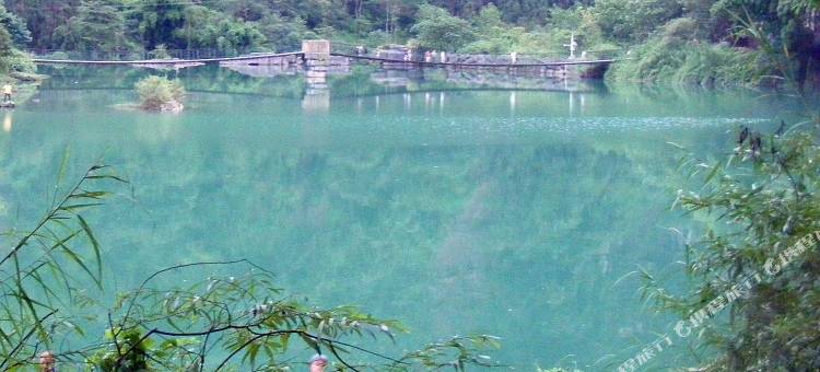 峨眉山平湖山庄(景区店)图片