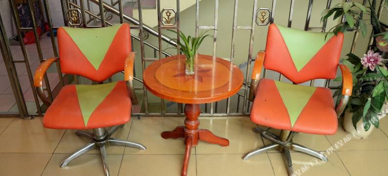 桂林德日宾馆(富豪兴城小区八里街夜宵城店)图片