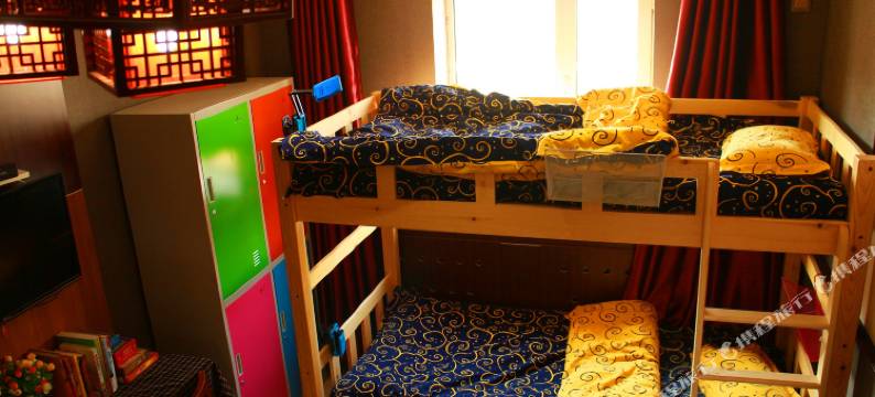 等风来青年旅舍(兰州西客站店)图片