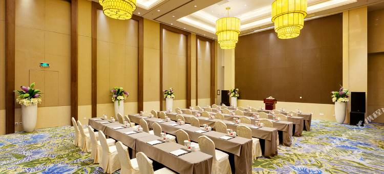 海悦欢途四季青藤酒店(宁波杭州湾新区店)图片