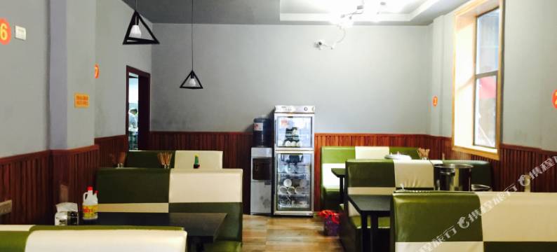 六盘水新凤凰酒店图片