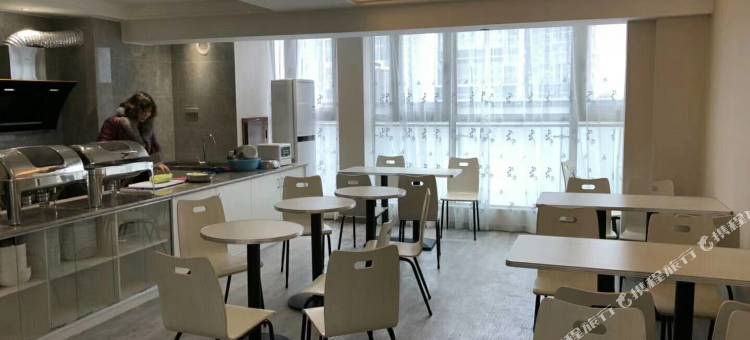 美利嘉酒店(贵阳北站店)图片