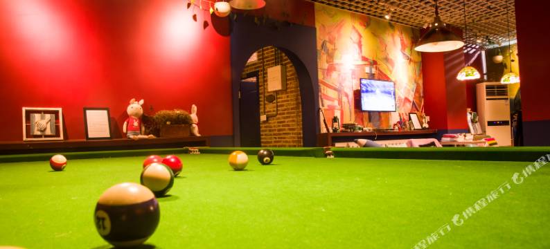 大连天天国际青年旅社(西安路香工街地铁站店)图片