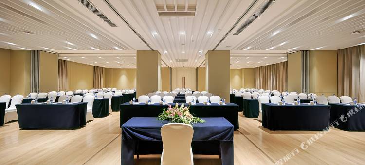 成都雅爵酒店(锦城湖地铁站铁像寺水街店)图片