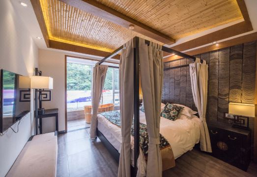 Huangshan Qingtan Peak No. 6 Theme Bed and Breakfast Hotel Overview