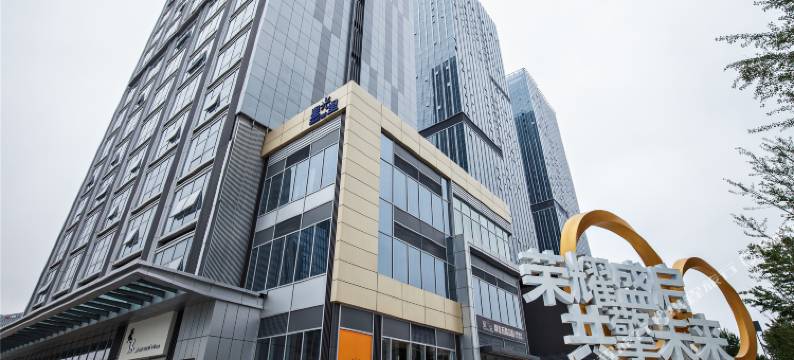 青岛美途海景度假公寓(会展中心石老人浴场店)图片