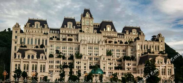 贵阳M one Hotel铭一酒店(花果园双子塔店)图片