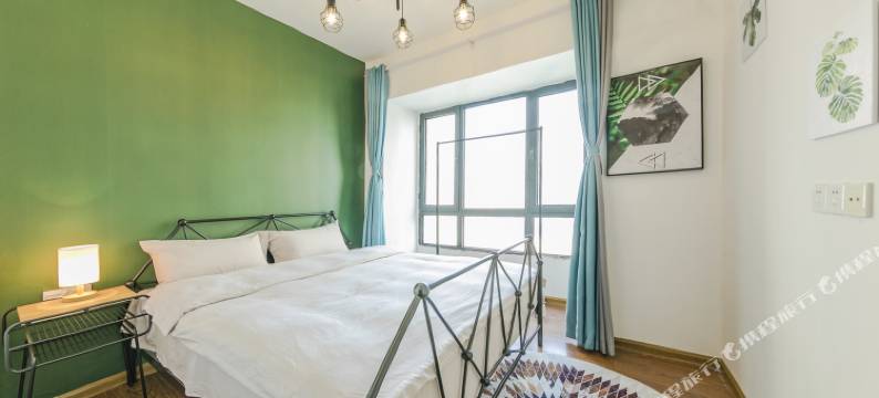 彼岸花之家公寓(金榕南路分店)图片