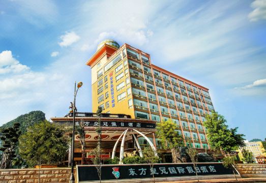 Oriental Crown Holiday HotelHotel Overview