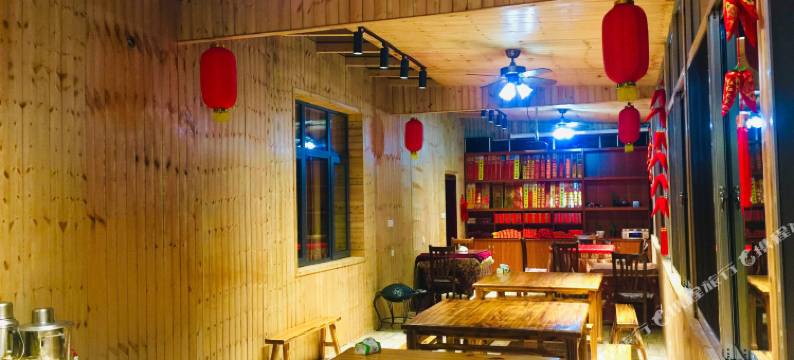 南岳興迎山庄(衡山风景区店)图片