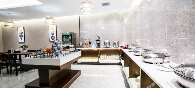 星呈酒店(南昌复兴大道东地铁站店)图片