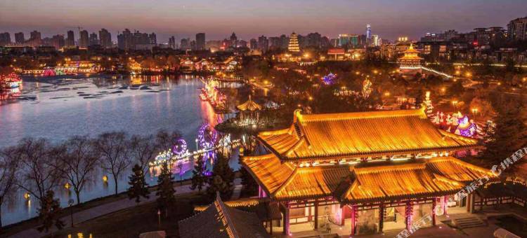 绽白艺术酒店(西安大唐不夜城小寨地铁站店)图片