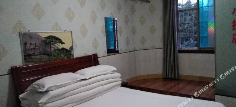 桐梓花秋忠卫旅社图片