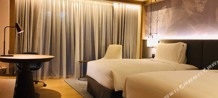 台北中山九昱希尔顿逸林酒店图片