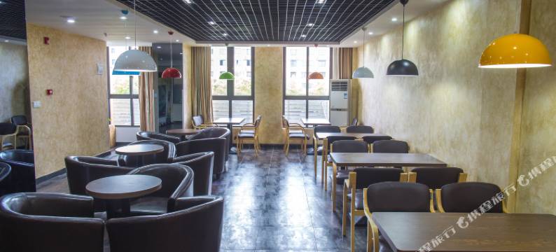 汉颐酒店(上海华夏东路地铁站店)图片