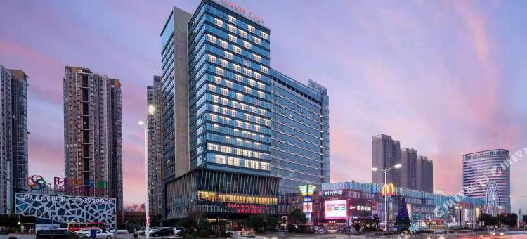 襄阳星澜华美达广场酒店图片