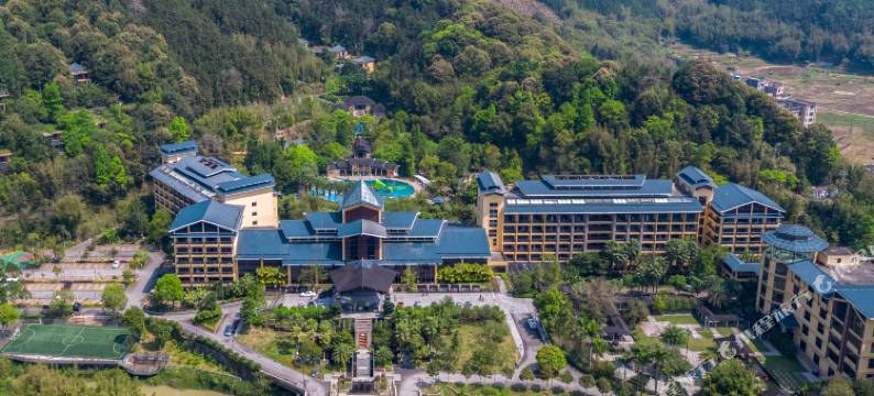 龙门地派温泉度假村图片