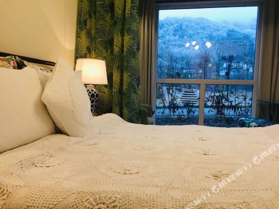 神农架山里人自营名宿特色民宿