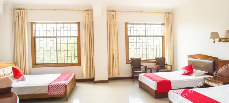 普洱春红酒店图片