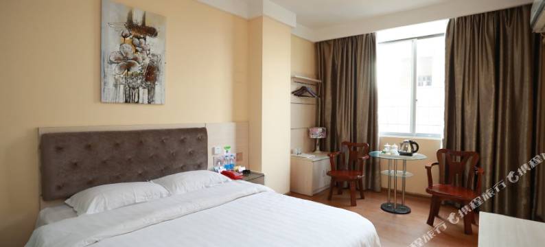 羽佳商务酒店(钦州老街景区店)图片