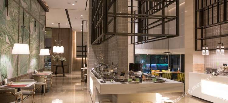 畅洋湿地公园酒店(襄阳汉江卧龙大桥店)图片