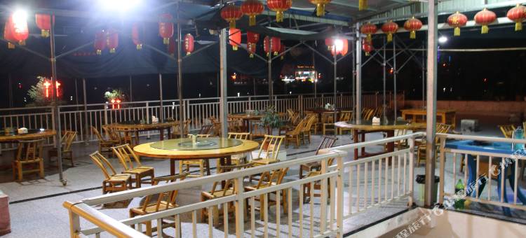 建始望湖楼山庄图片