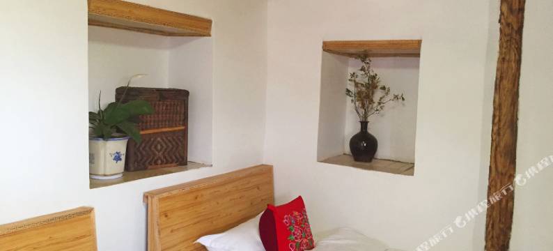 云龙五云幽兰客栈图片