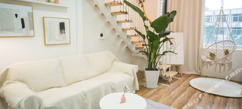 成都重庆NEVERLAND民宿(6号店)图片