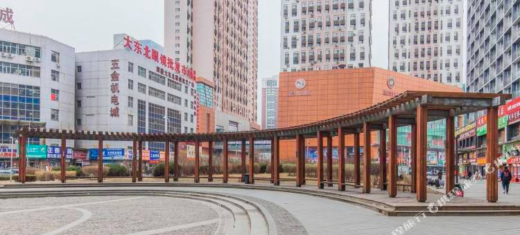 城城梦幻影音电竞轻奢酒店(沈阳站店)图片