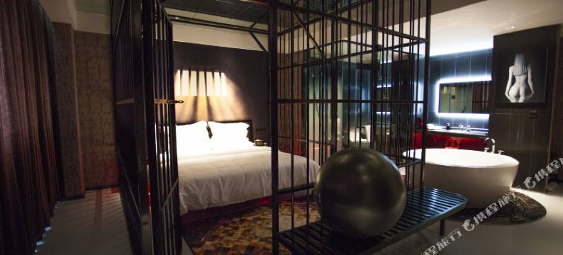 玉溪深蓝艺术酒店图片