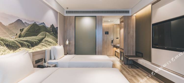 义乌国际商贸城稠州北路亚朵酒店图片