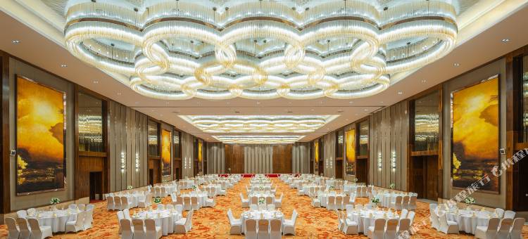 大连体育中心皇冠假日酒店(大连北站店)图片