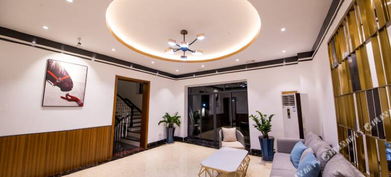 北海银滩觅里民宿(北海国际客运港店)图片