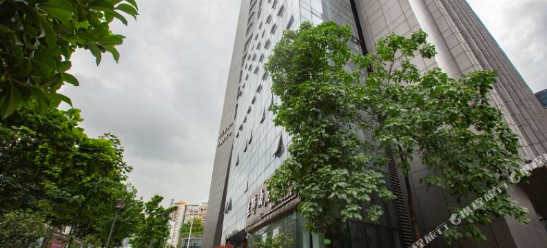 重庆兰锦酒店(中医院南桥寺院区盘溪路永辉生活广场店)图片