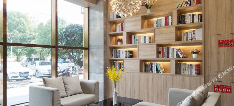 莫林酒店(武汉金银湖园博园裕亚银湖城店)图片