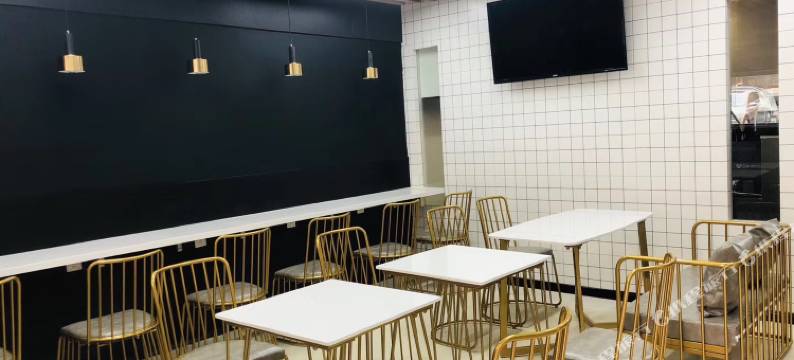 大连狐狸果果美式酒店图片