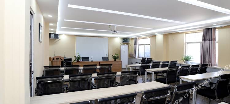 如家睿柏·云酒店(延安百米大道永盛路店)图片