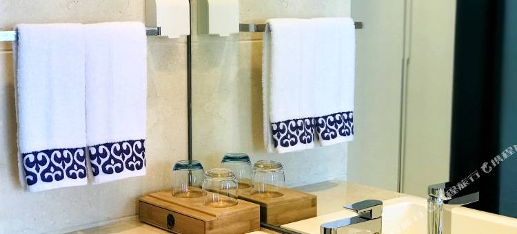 海逸国际酒店公寓(青岛五四广场店)图片