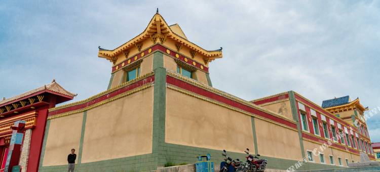 刚察仟湖大酒店图片
